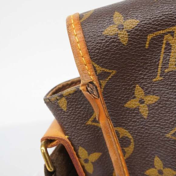 LOUIS VUITTON Brown Monogram Shoulder Bag - Picture 11 of 16